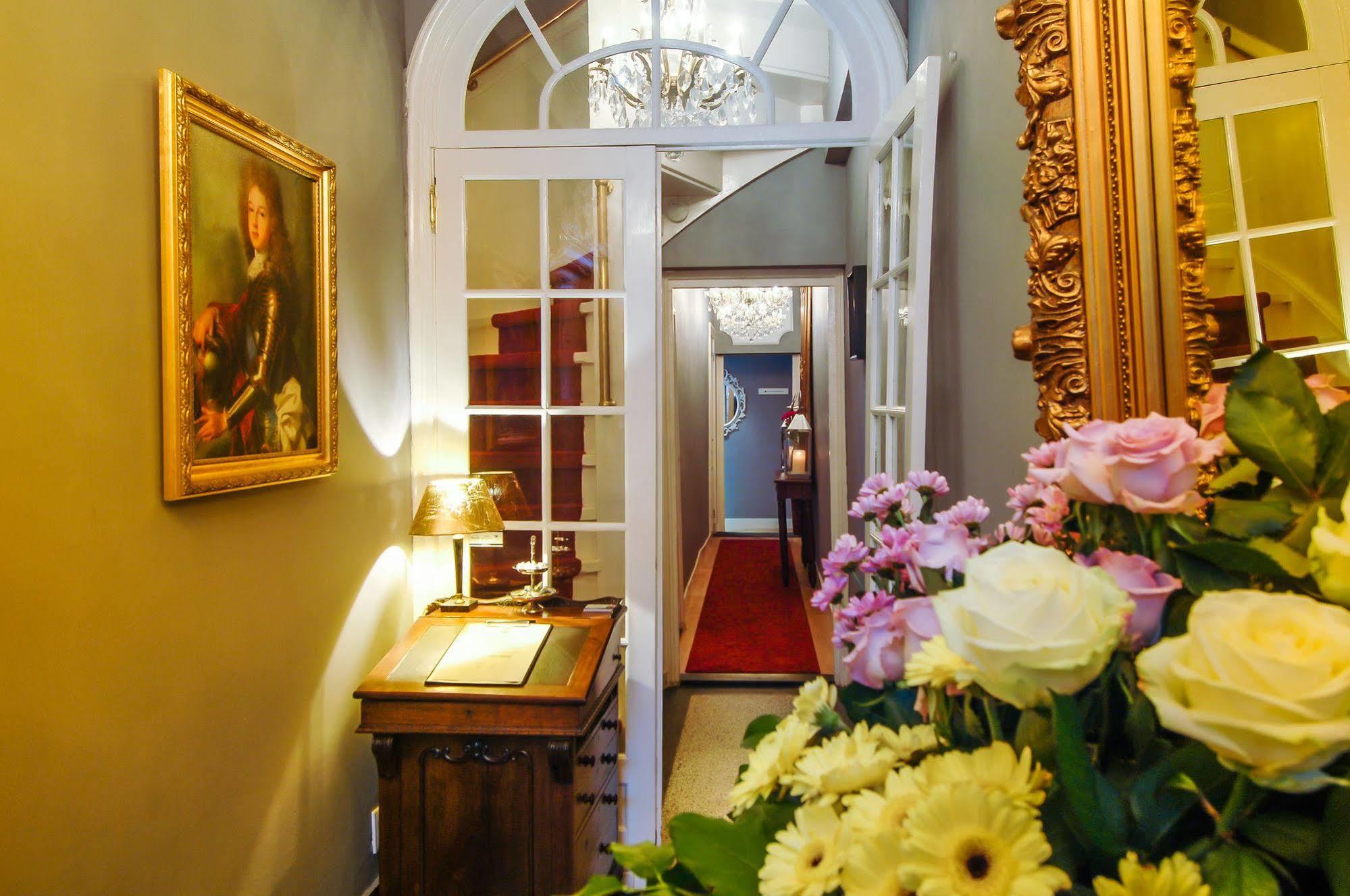 Hotel Boutique Huys Leyden 4*
